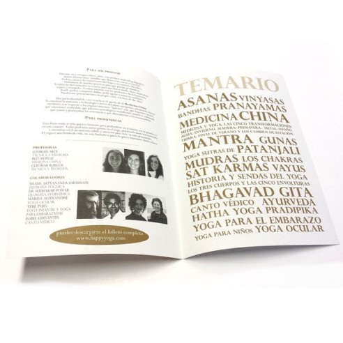 folleto plegado en papel reciclado