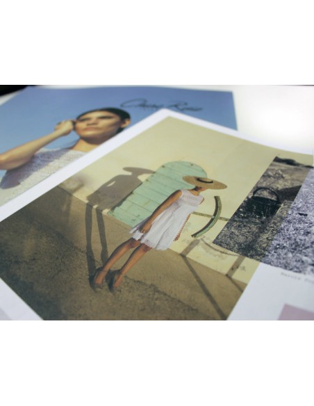 Imprimir Revista o catálogo Cuadrado con grapa  21x21 cm.