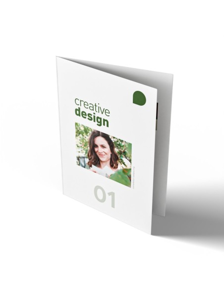 Folleto desplegable A4 cerrado, plegado en diptico A3, en triptico o hasta 12 páginas A5 con entrega gratis