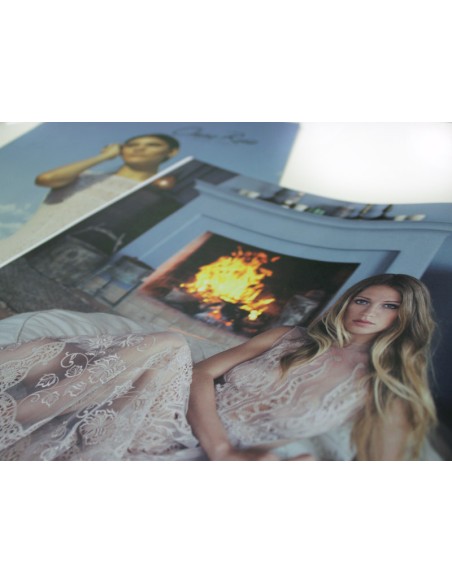 Revistas grapadas formato horizontal, 24 x 17 cm