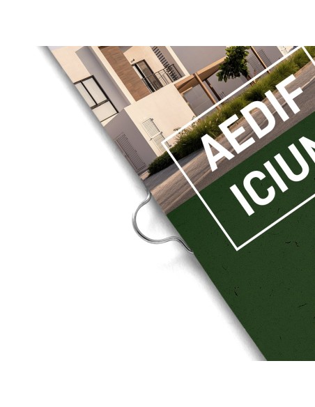 Revistas grapadas formato horizontal, 24 x 17 cm