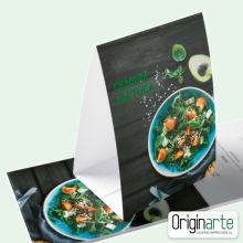 Expositor de mostrador A7 personalizado con pie 2